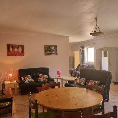 Les Conils - Gites Et Chambres D'Hotes Saint-Pierre-de-Vassols Eksteriør bilde