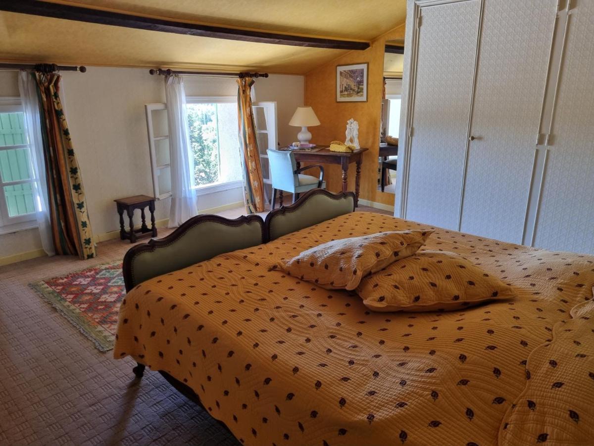 Les Conils - Gites Et Chambres D'Hotes Saint-Pierre-de-Vassols Eksteriør bilde